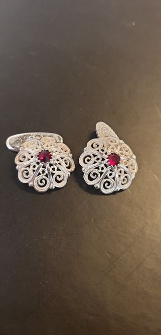 Hovedbilde Mansjettknapper m/ rød stein 22015