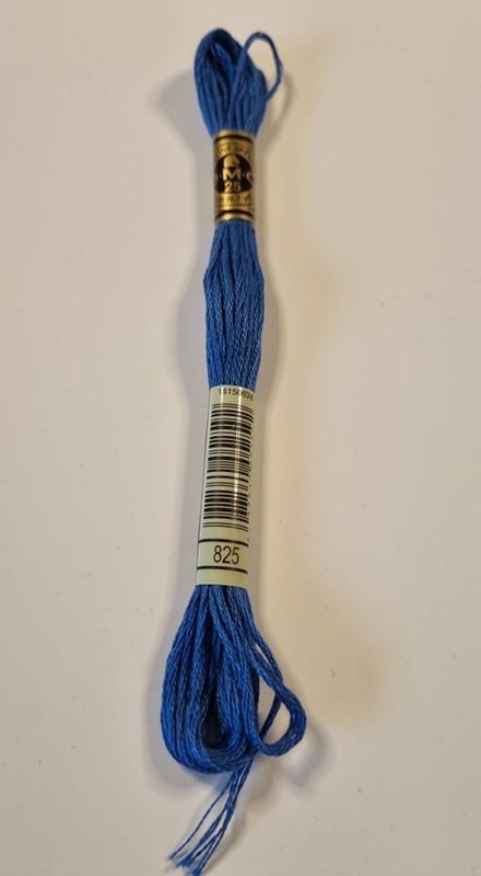 Moulinè garn 825