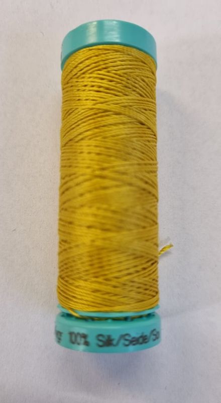 30 mtr Sysilke/ knapphullsilke nr 104