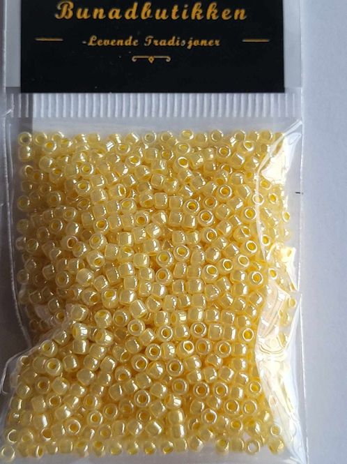 Hovedbilde K02002 Yellow Creme